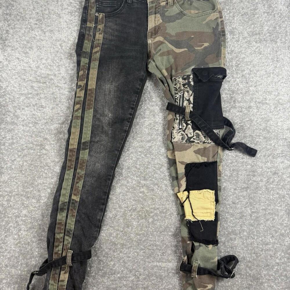 Women’s Reelistik NYC Multicolor Camouflage Camo Straps Skinny Jeans Size 29x30